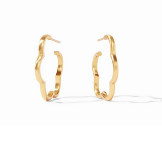 ER101G-M, Gardenia Hoop Gold Medium