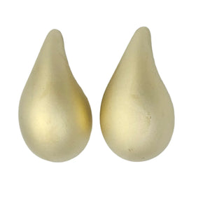 Petite Bubble Drops Studs
Sandblasted 18K Gold Plated 2025